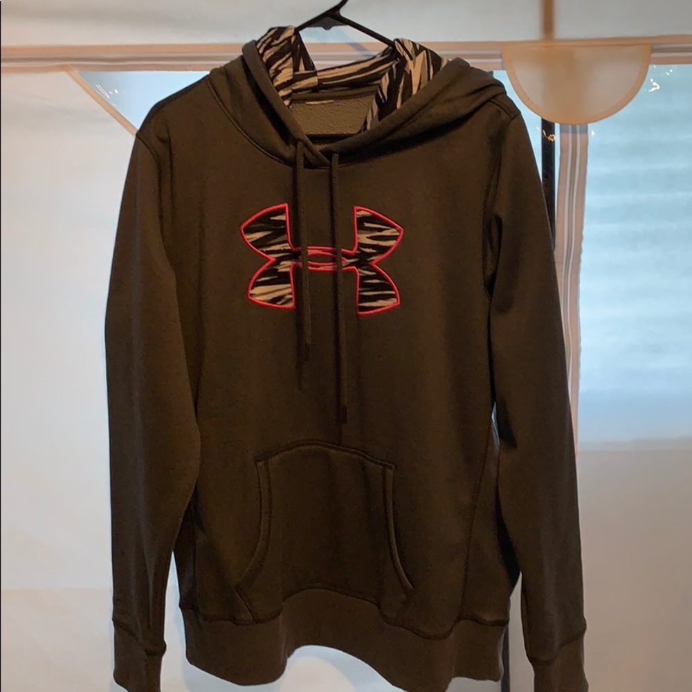 Women’s Under Armour hoodie